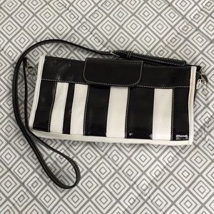 Black/white patent leather handbag